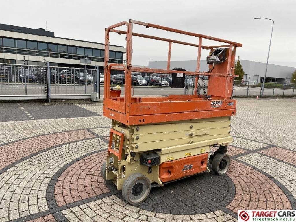 JLG 2632ES Electric Scissor Work Lift 977cm - Plataforma de Tijera/ Plataforma de tesoura: foto 3 JLG 2632ES Electric Scissor Work Lift 977cm - Plataforma de Tijera/ Plataforma de tesoura: foto 3