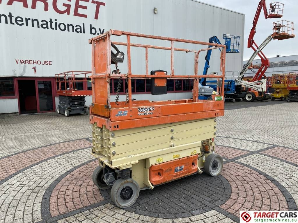 JLG 2632ES Electric Scissor Work Lift 977cm - Plataforma de Tijera/ Plataforma de tesoura: foto 1 JLG 2632ES Electric Scissor Work Lift 977cm - Plataforma de Tijera/ Plataforma de tesoura: foto 1
