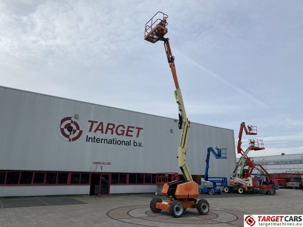 JLG 340AJ Articulated 4x4 Diesel Boom Work Lift 1233cm - Plataforma articulada: foto 5 JLG 340AJ Articulated 4x4 Diesel Boom Work Lift 1233cm - Plataforma articulada: foto 5