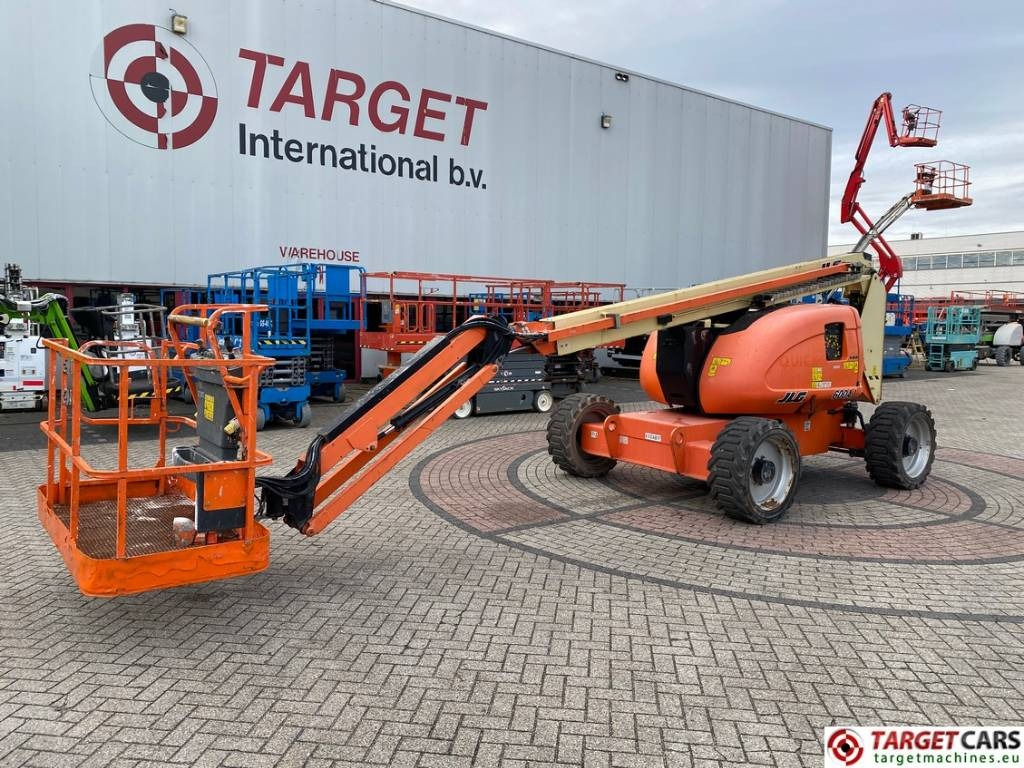 JLG 600AJ Articulated 4x4 Diesel Boom Work Lift 2047cm - Plataforma articulada: foto 1 JLG 600AJ Articulated 4x4 Diesel Boom Work Lift 2047cm - Plataforma articulada: foto 1