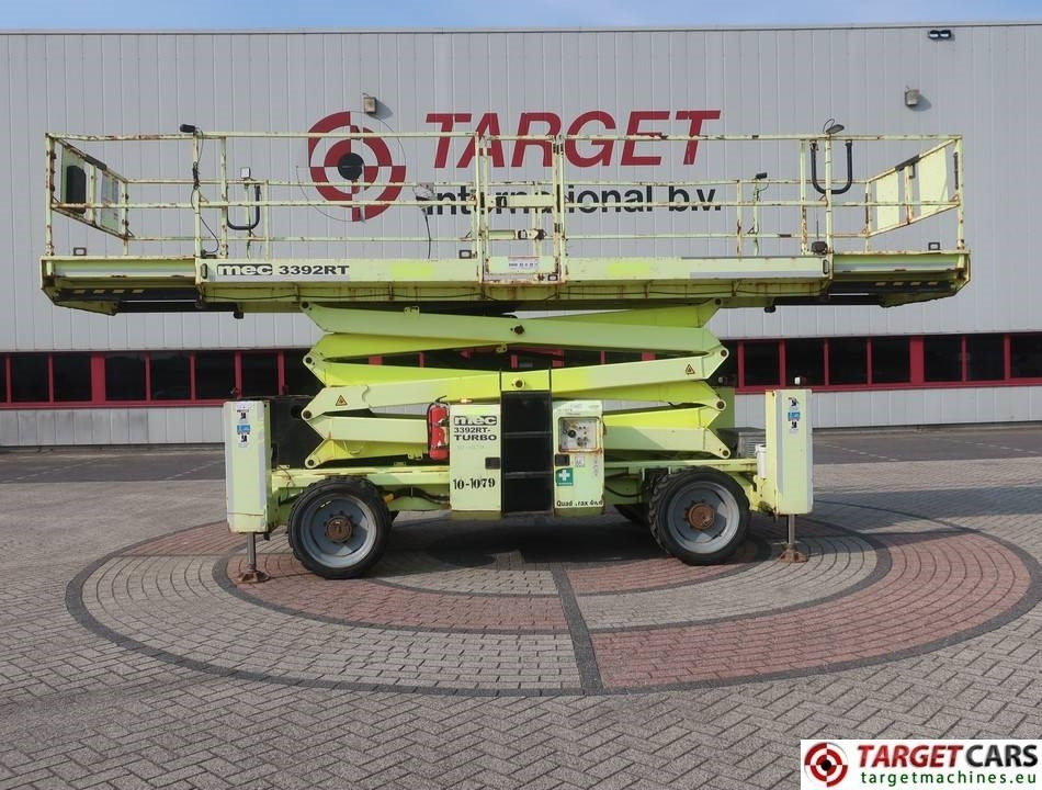 MEC 3392RT-T Diesel 4x4 Scissor Work Lift 1200cm - Plataforma de Tijera/ Plataforma de tesoura: foto 5 MEC 3392RT-T Diesel 4x4 Scissor Work Lift 1200cm - Plataforma de Tijera/ Plataforma de tesoura: foto 5