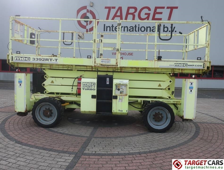 MEC 3392RT-T Diesel 4x4 Scissor Work Lift 1200cm - Plataforma de Tijera/ Plataforma de tesoura: foto 5 MEC 3392RT-T Diesel 4x4 Scissor Work Lift 1200cm - Plataforma de Tijera/ Plataforma de tesoura: foto 5