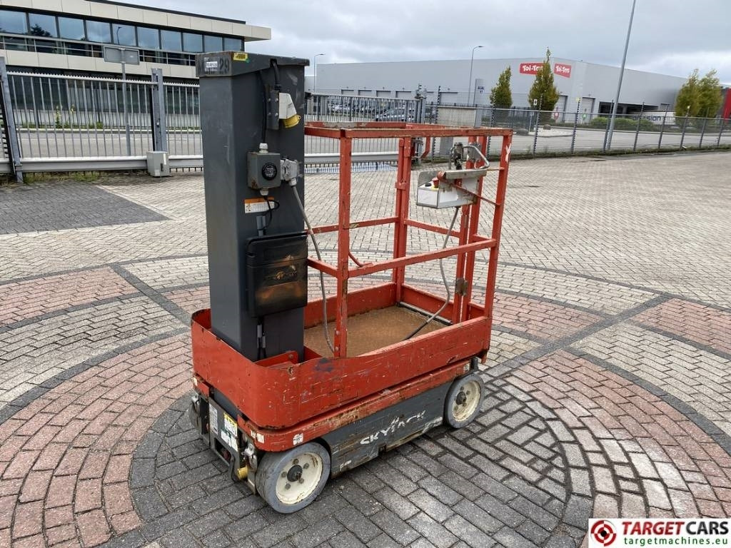 SkyJack SJ16 Electric Vertical Mast Work Lift 675cm - Plataforma aérea: foto 3 SkyJack SJ16 Electric Vertical Mast Work Lift 675cm - Plataforma aérea: foto 3