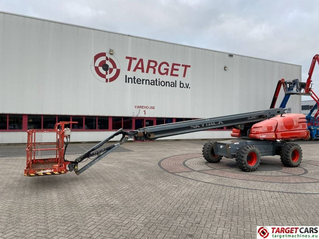 SkyJack SJ66T Telescopic 4x4 Diesel Boom Work Lift 2212cm - Plataforma telescópica: foto 1 SkyJack SJ66T Telescopic 4x4 Diesel Boom Work Lift 2212cm - Plataforma telescópica: foto 1