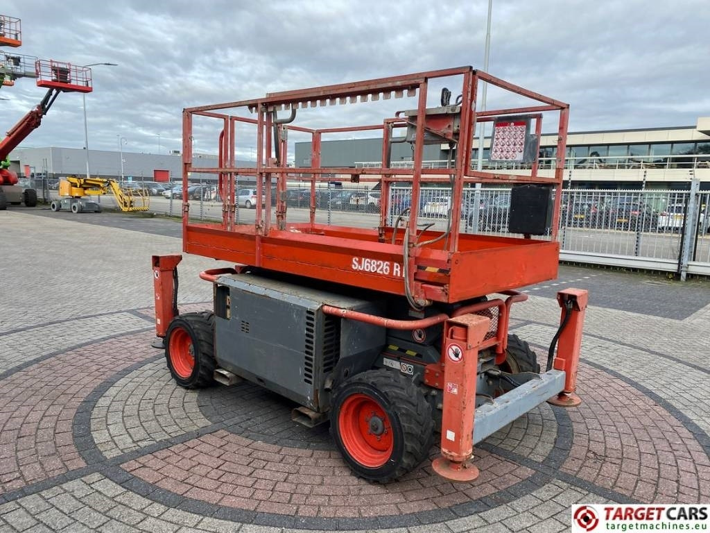 SkyJack SJ6826 RT Diesel 4x4 Scissor Work Lift 992cm - Plataforma de Tijera/ Plataforma de tesoura: foto 2 SkyJack SJ6826 RT Diesel 4x4 Scissor Work Lift 992cm - Plataforma de Tijera/ Plataforma de tesoura: foto 2