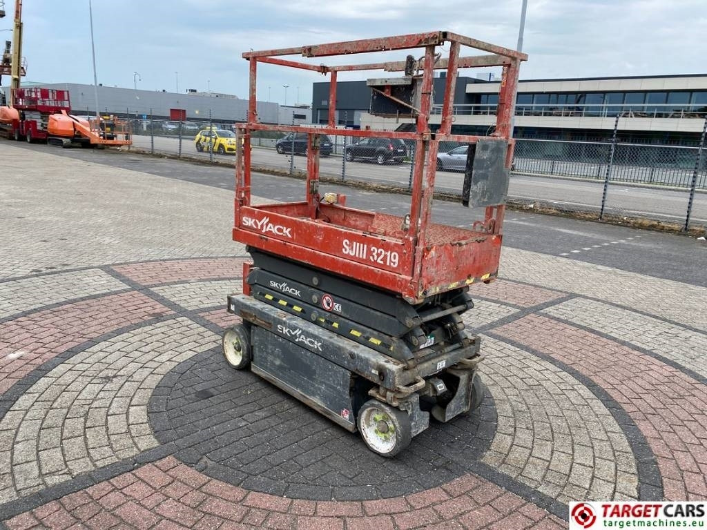 SkyJack SJIII-3219 Electric Scissor Work Lift 780cm - Plataforma de Tijera/ Plataforma de tesoura: foto 2 SkyJack SJIII-3219 Electric Scissor Work Lift 780cm - Plataforma de Tijera/ Plataforma de tesoura: foto 2