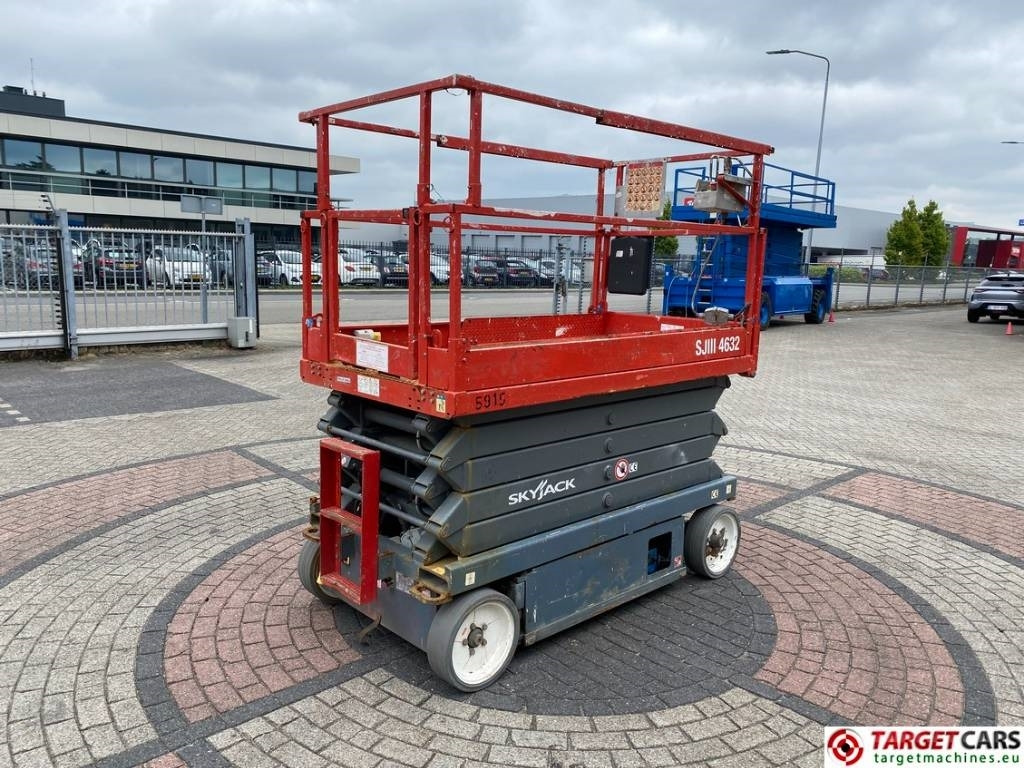 SkyJack SJIII-4632 Electric Scissor Work Lift 1170cm - Plataforma de Tijera/ Plataforma de tesoura: foto 3 SkyJack SJIII-4632 Electric Scissor Work Lift 1170cm - Plataforma de Tijera/ Plataforma de tesoura: foto 3