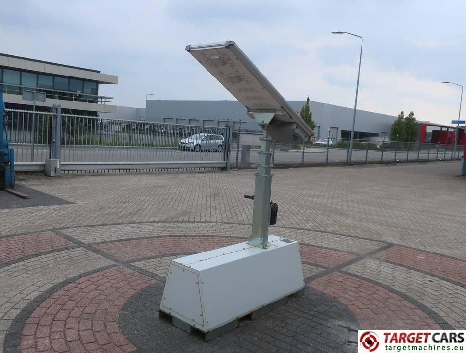 Trime X-Pole 2x25W Led Solar Tower Light - Torre de iluminação: foto 3 Trime X-Pole 2x25W Led Solar Tower Light - Torre de iluminação: foto 3