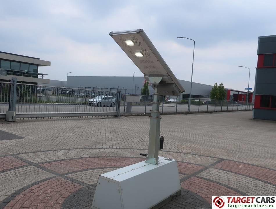 Trime X-Pole Solar Panel 50W Led Tower Light - Torre de iluminação: foto 3 Trime X-Pole Solar Panel 50W Led Tower Light - Torre de iluminação: foto 3