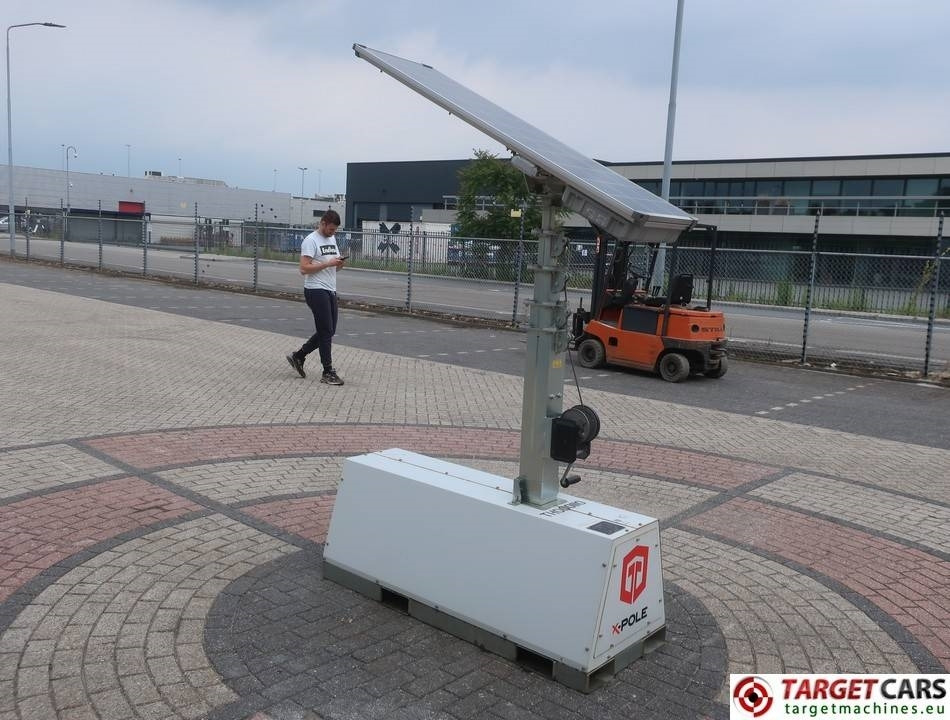 Trime X-Pole Tower Light 2x25W Led Solar Panel - Torre de iluminação: foto 2 Trime X-Pole Tower Light 2x25W Led Solar Panel - Torre de iluminação: foto 2