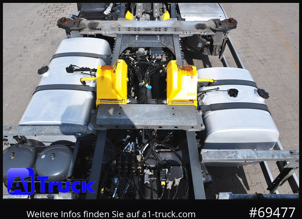 DAF XF 480 Intarder, Multiwechsler 2x AHK, TÜV 10-2026 - Camião chassi: foto 3 DAF XF 480 Intarder, Multiwechsler 2x AHK, TÜV 10-2026 - Camião chassi: foto 3