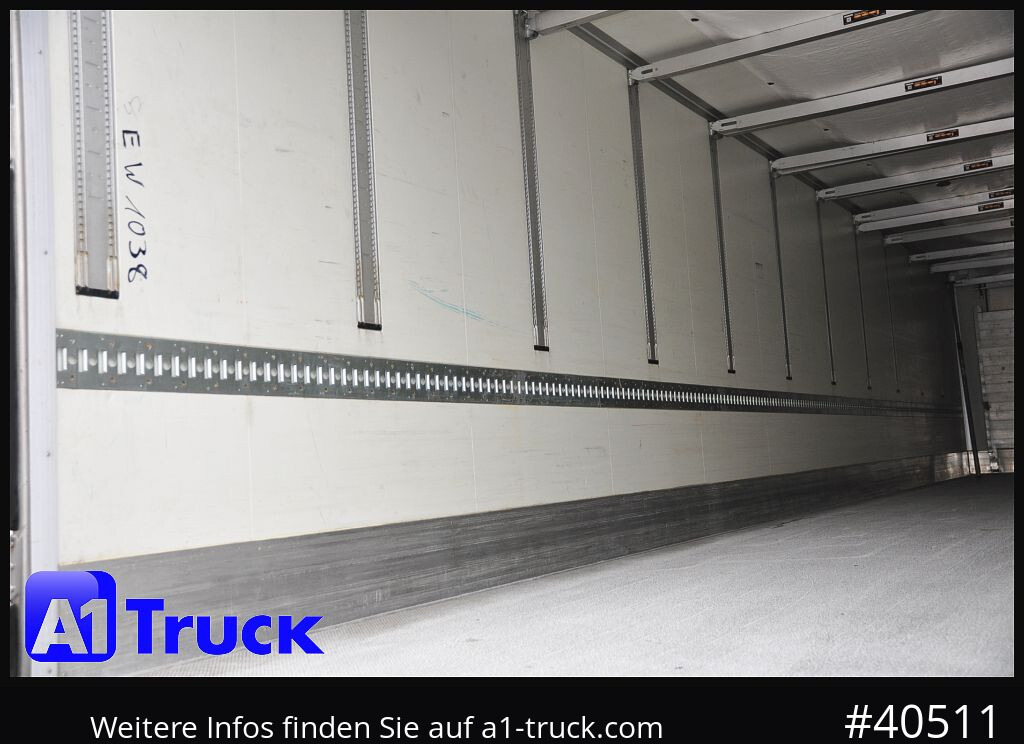 KOEGEL SVA 24, ThermoKing A400, Doppelstock, Blumenbreite - Semi-reboque frigorífico: foto 4 KOEGEL SVA 24, ThermoKing A400, Doppelstock, Blumenbreite - Semi-reboque frigorífico: foto 4