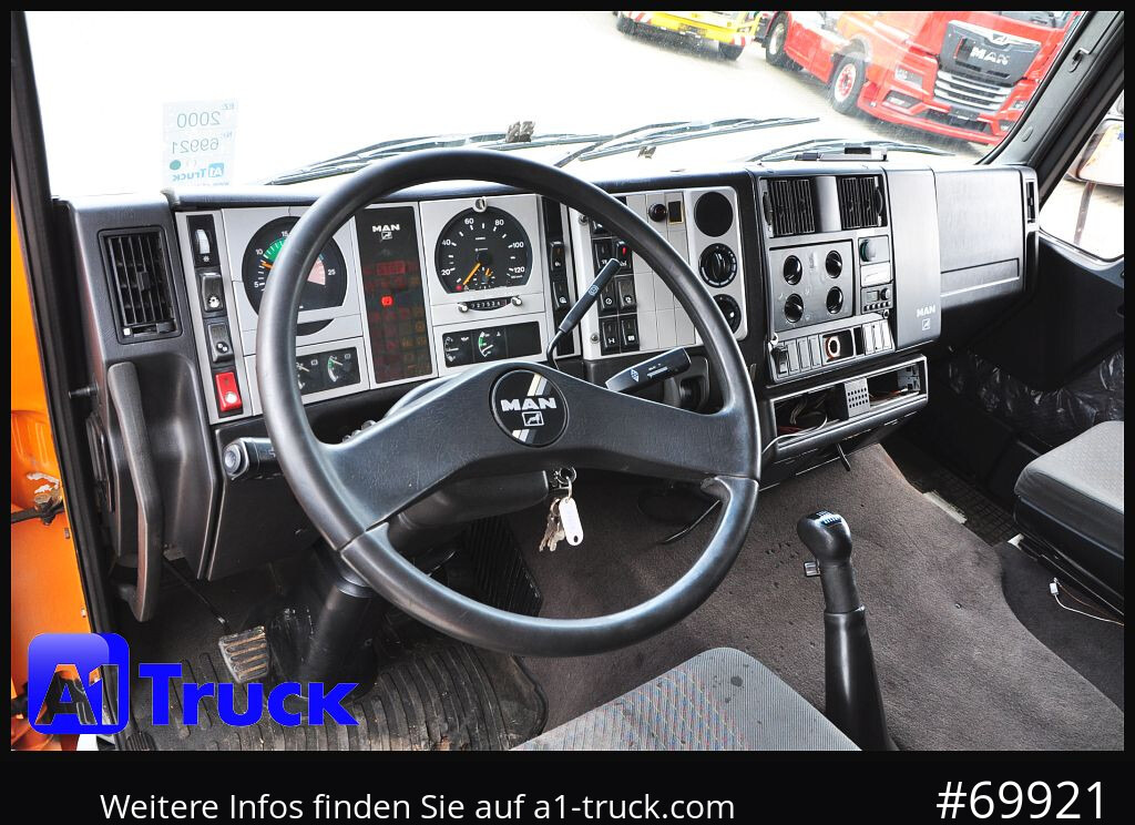 MAN MAN F 2000 26.464 Intarder Kran PK 15.500 Funk, - Camião grua, Camião de caixa aberta/ Plataforma: foto 2 MAN MAN F 2000 26.464 Intarder Kran PK 15.500 Funk, - Camião grua, Camião de caixa aberta/ Plataforma: foto 2