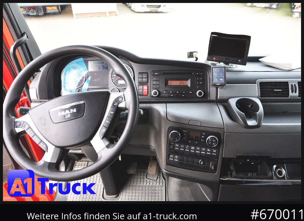 MAN TGX 26.400, Hiab Kran, Lenk-Liftachse, - Camião de caixa aberta/ Plataforma, Camião grua: foto 5 MAN TGX 26.400, Hiab Kran, Lenk-Liftachse, - Camião de caixa aberta/ Plataforma, Camião grua: foto 5