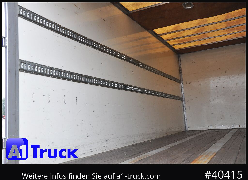 SOMMER Koffer 7,15, Plywood, silber, 2710mm Innenhöhe - Carroçaria para furgões: foto 4 SOMMER Koffer 7,15, Plywood, silber, 2710mm Innenhöhe - Carroçaria para furgões: foto 4