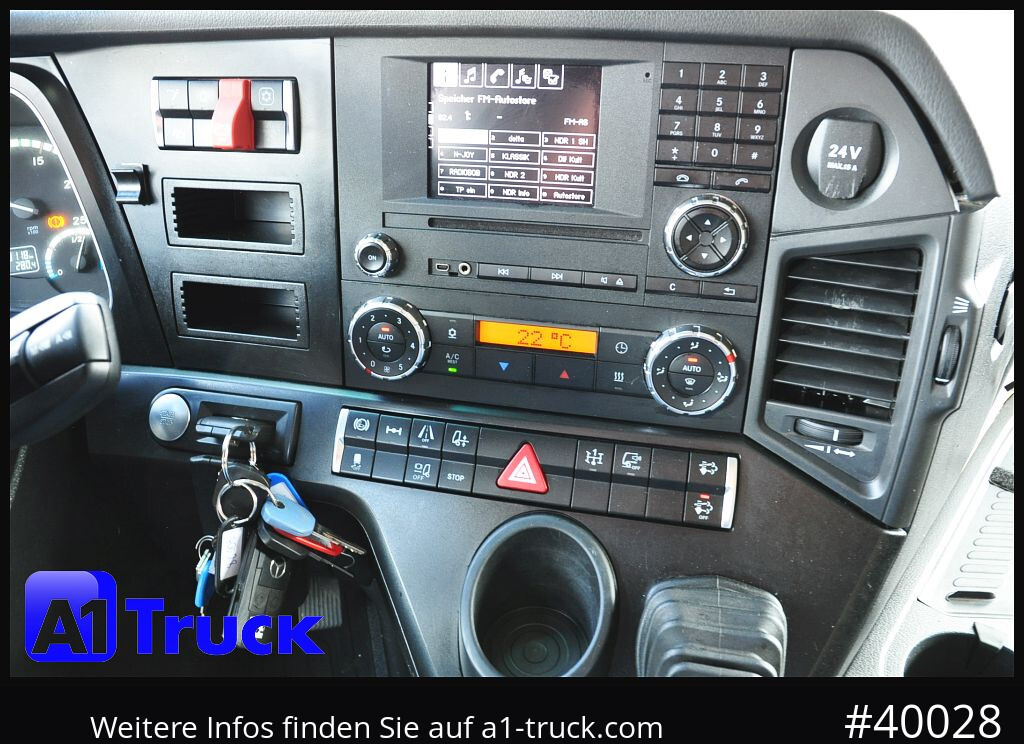 MERCEDES-BENZ 1843 StreamSpace GGVS ADR FL AT - Tractor: foto 3 MERCEDES-BENZ 1843 StreamSpace GGVS ADR FL AT - Tractor: foto 3