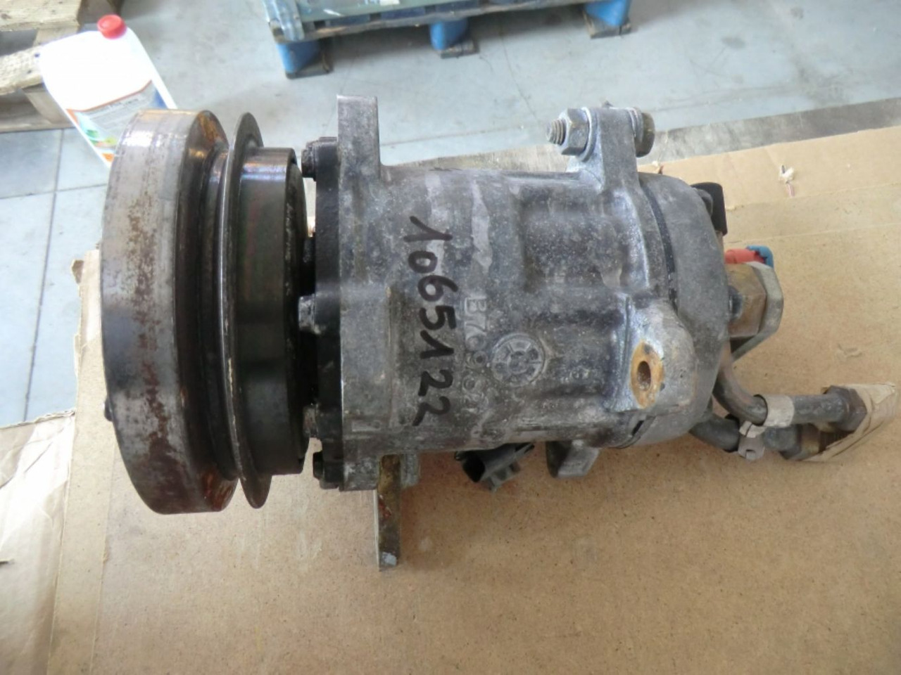 Caterpillar 928G COMPRESSORE ARIA CONDIZIONATA - Compressor de ar condicionado para Máquina de construção: foto 2 Caterpillar 928G COMPRESSORE ARIA CONDIZIONATA - Compressor de ar condicionado para Máquina de construção: foto 2