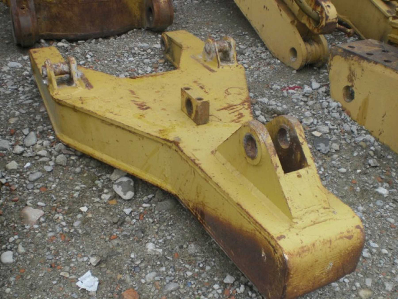 Caterpillar D5 - D6 SUPPORTO KELLY PER RIPPER - Escarificador para Máquina de construção: foto 1 Caterpillar D5 - D6 SUPPORTO KELLY PER RIPPER - Escarificador para Máquina de construção: foto 1