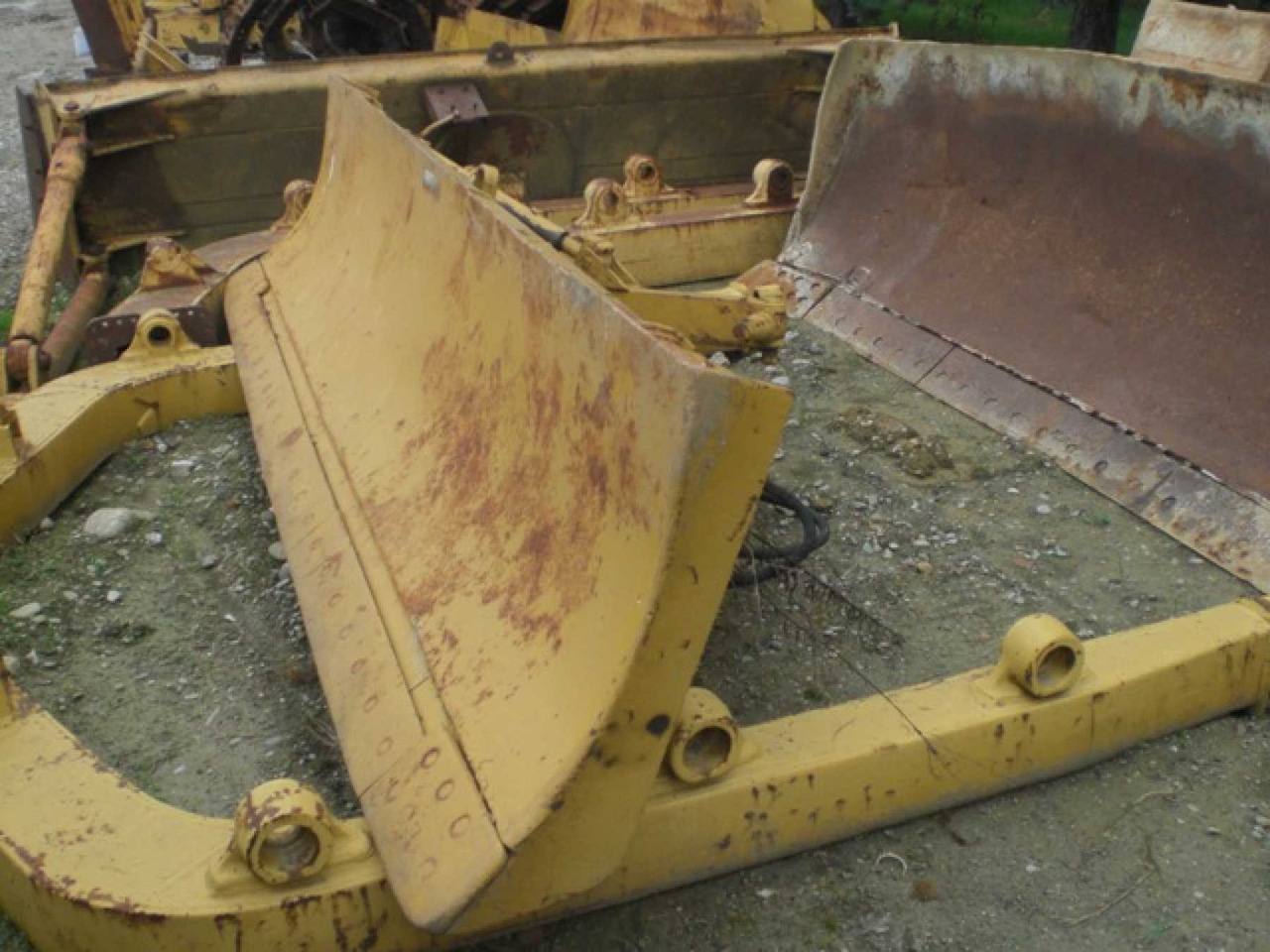 Caterpillar D7 D7F D7G LAMA ANGLEDOZER CON TILT - Lâmina para Buldôzer: foto 1 Caterpillar D7 D7F D7G LAMA ANGLEDOZER CON TILT - Lâmina para Buldôzer: foto 1