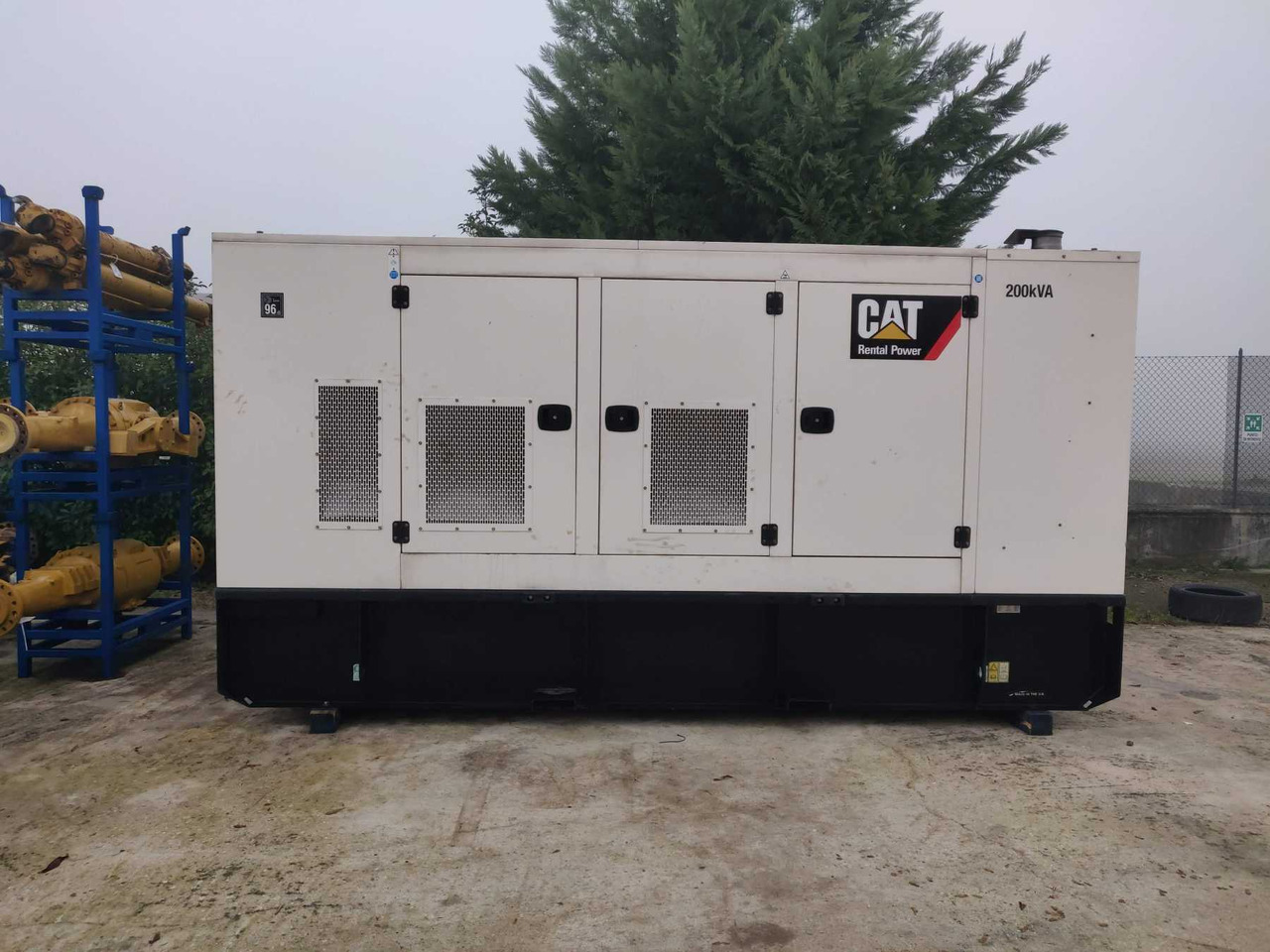 Caterpillar Olympian XQE200 - Gerador elétrico: foto 1 Caterpillar Olympian XQE200 - Gerador elétrico: foto 1