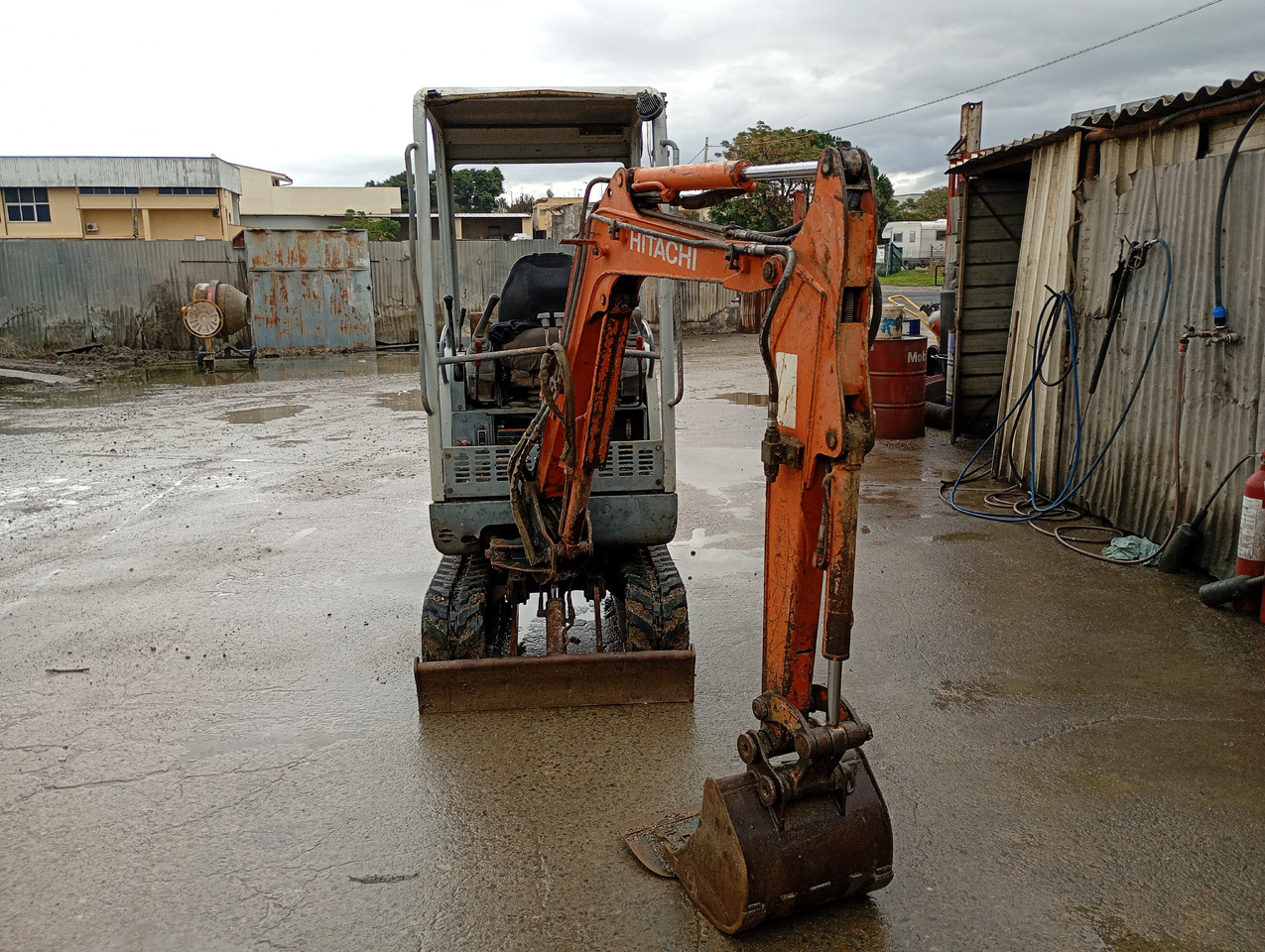 HITACHI FH16.2B Miniescavatore usato Hitachi FH16.2B in buone condizioni. - Mini escavadeira: foto 3 HITACHI FH16.2B Miniescavatore usato Hitachi FH16.2B in buone condizioni. - Mini escavadeira: foto 3