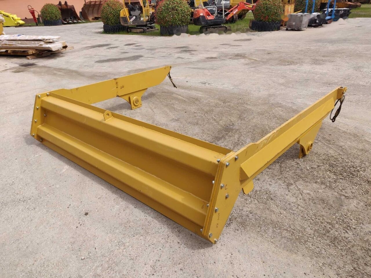 TAILGATE VOLVO varie A40D articulated dump - Carroceria e exterior para Caminhão articulado: foto 3 TAILGATE VOLVO varie A40D articulated dump - Carroceria e exterior para Caminhão articulado: foto 3