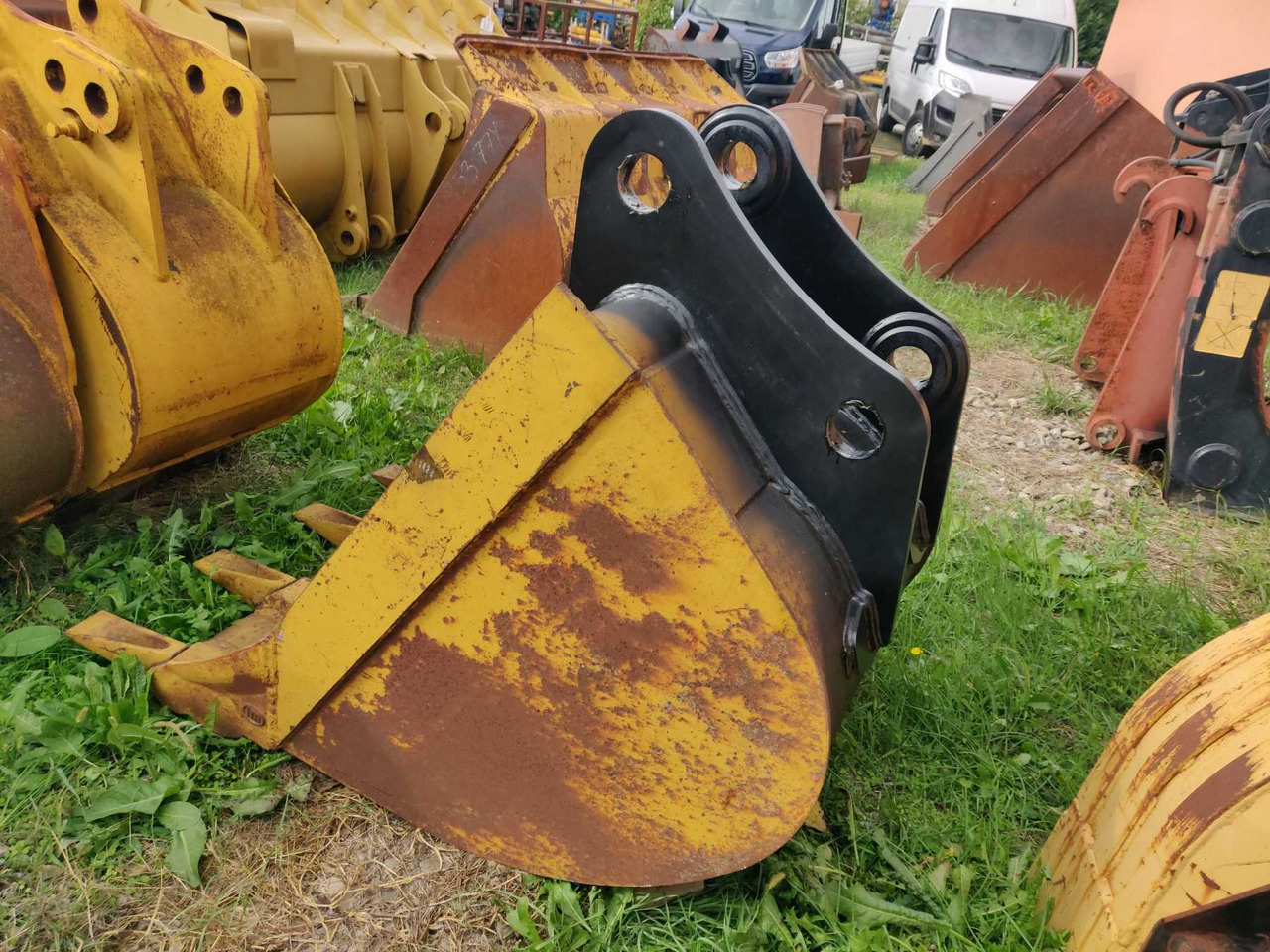 Balde escavadora varie 1000 MM benna da 1000 mm con denti. Attacco adattabile CAT 323B e VOLVO EC220: foto 6