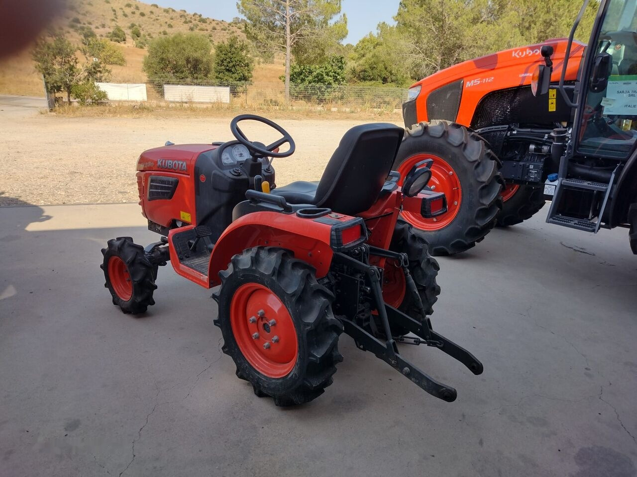Kubota B1220 - Mini trator: foto 1 Kubota B1220 - Mini trator: foto 1