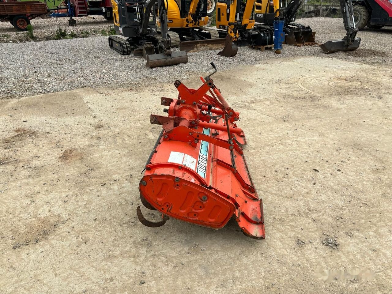 Kubota R 15 N - Fresa agrícola: foto 3 Kubota R 15 N - Fresa agrícola: foto 3