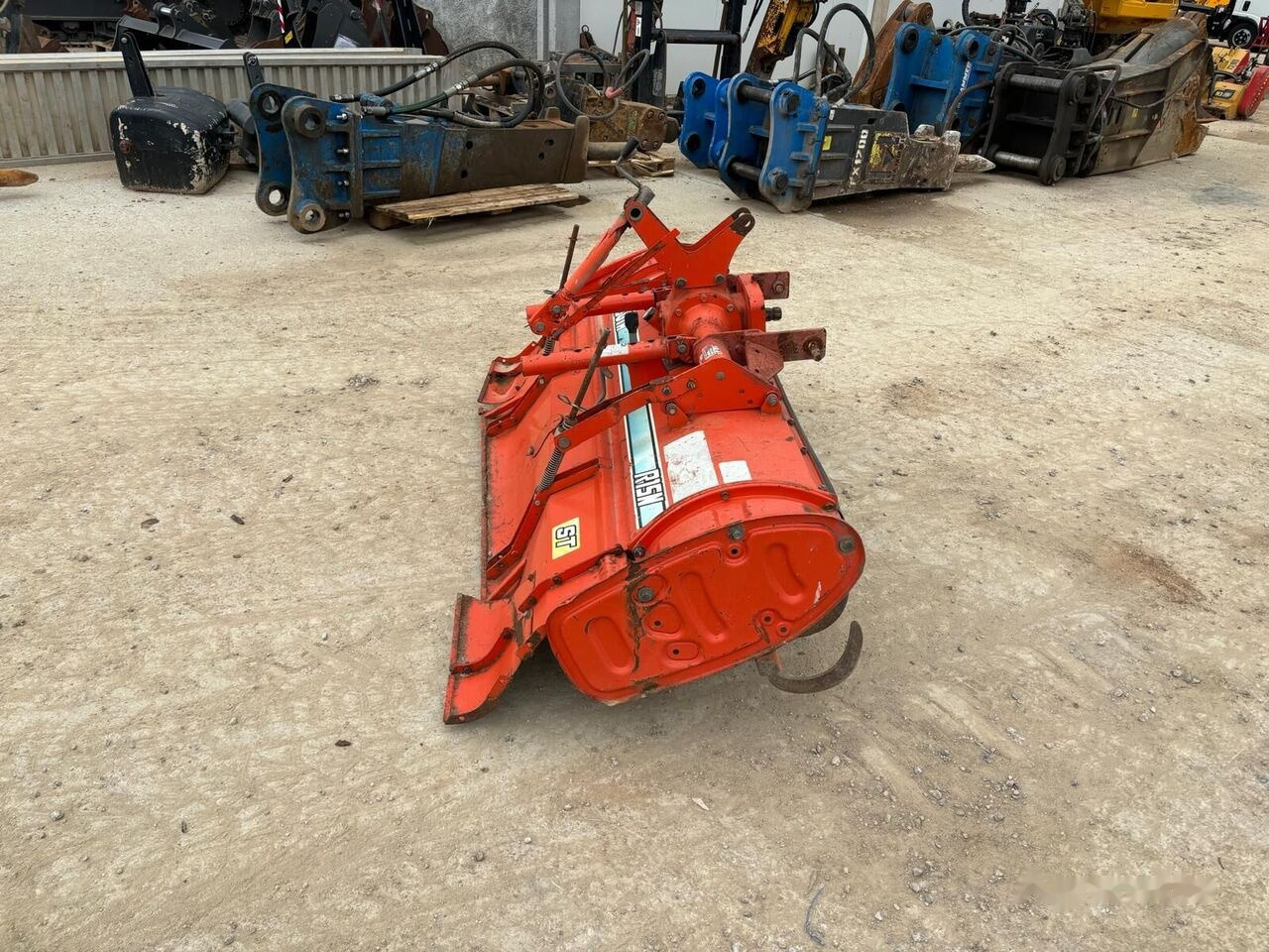 Kubota R 15 N - Fresa agrícola: foto 2 Kubota R 15 N - Fresa agrícola: foto 2