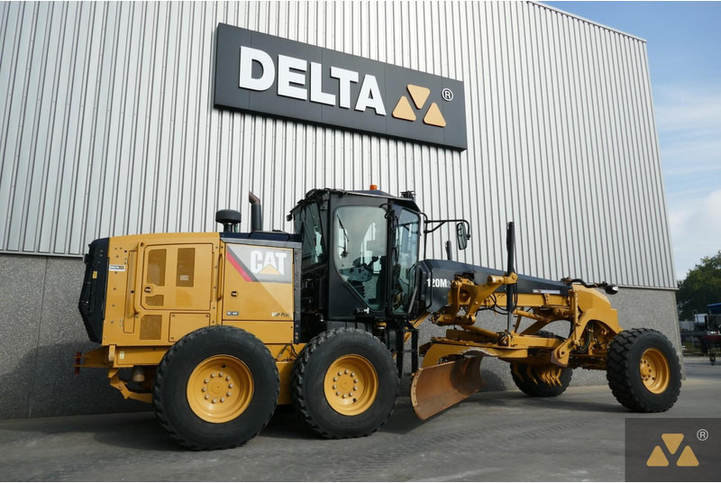 Caterpillar 120M2 - Motoniveladora: foto 5 Caterpillar 120M2 - Motoniveladora: foto 5