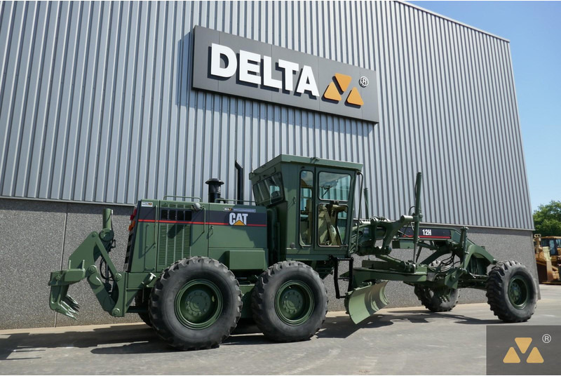 Caterpillar 12H Ex-military - Motoniveladora: foto 5 Caterpillar 12H Ex-military - Motoniveladora: foto 5