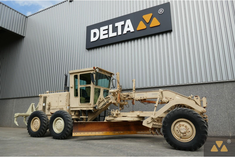 Caterpillar 130G Ex-army - Motoniveladora: foto 3 Caterpillar 130G Ex-army - Motoniveladora: foto 3