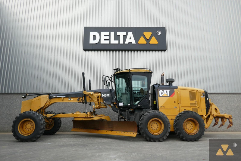 Caterpillar 140M2 - Motoniveladora: foto 1 Caterpillar 140M2 - Motoniveladora: foto 1