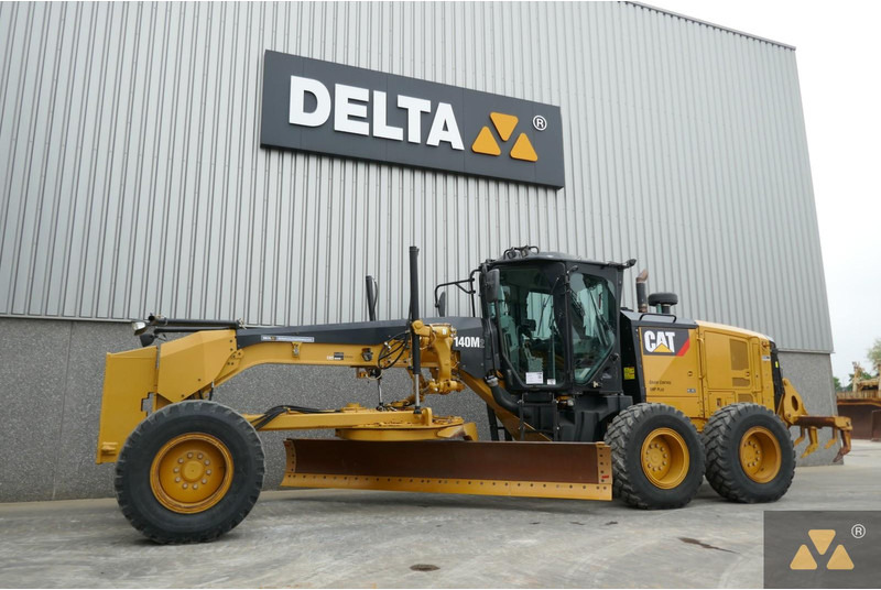 Caterpillar 140M2 - Motoniveladora: foto 4 Caterpillar 140M2 - Motoniveladora: foto 4