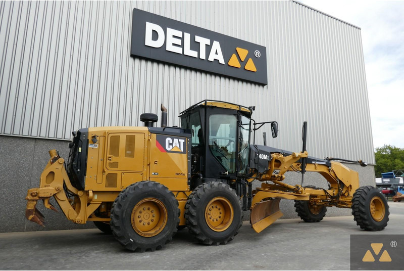 Caterpillar 140M2 - Motoniveladora: foto 5 Caterpillar 140M2 - Motoniveladora: foto 5