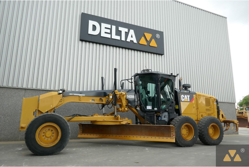 Caterpillar 140M3 - Motoniveladora: foto 4 Caterpillar 140M3 - Motoniveladora: foto 4