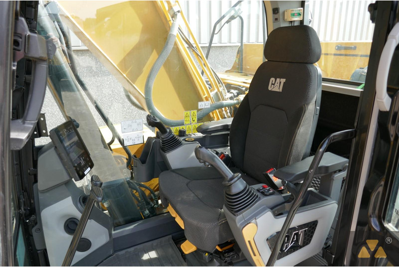Escavadora de rastos Caterpillar 320: foto 7