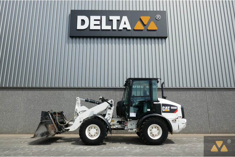 Caterpillar 906M - Pá carregadora de rodas: foto 1 Caterpillar 906M - Pá carregadora de rodas: foto 1