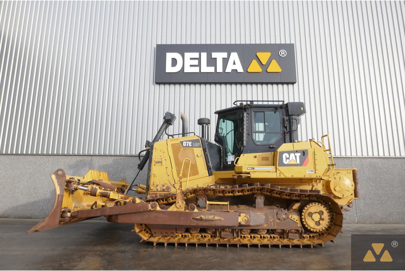 Caterpillar D7E LGP - Buldôzer: foto 1 Caterpillar D7E LGP - Buldôzer: foto 1