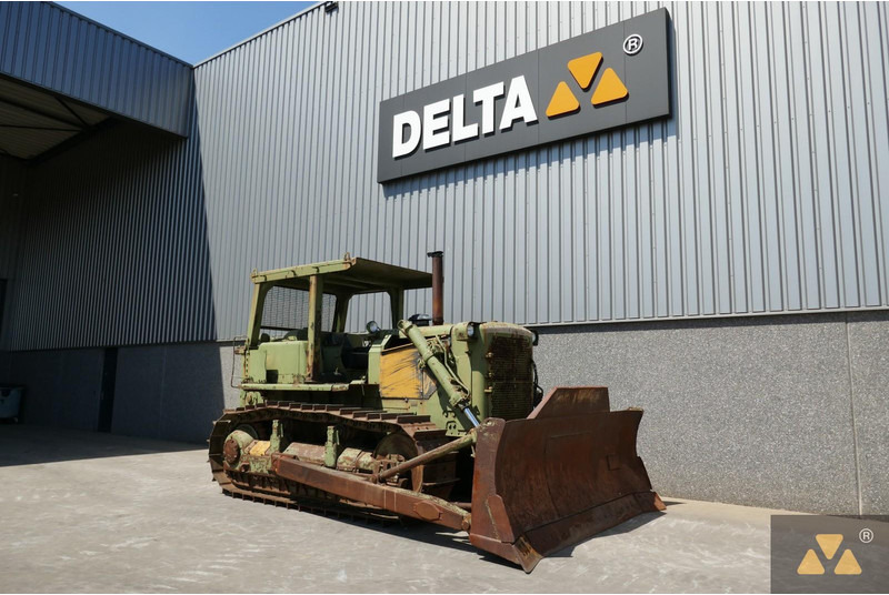 Caterpillar D7F Ex-army - Buldôzer: foto 3 Caterpillar D7F Ex-army - Buldôzer: foto 3