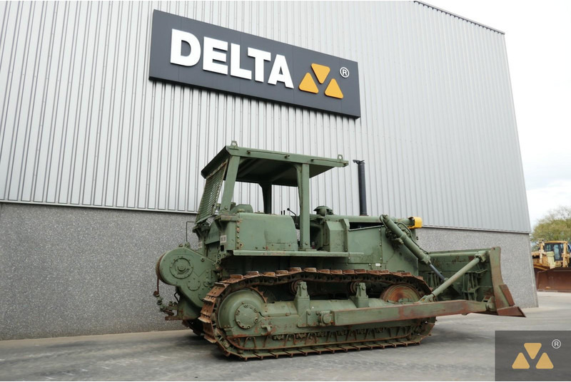 Caterpillar D7F Ex-army - Buldôzer: foto 5 Caterpillar D7F Ex-army - Buldôzer: foto 5