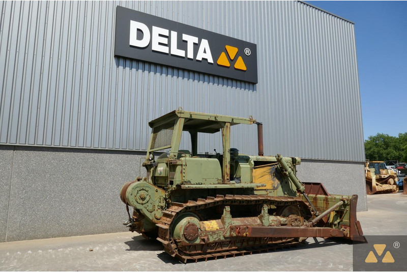 Caterpillar D7F Ex-army - Buldôzer: foto 5 Caterpillar D7F Ex-army - Buldôzer: foto 5