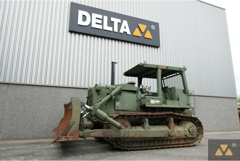 Caterpillar D7F Ex-army - Buldôzer: foto 4 Caterpillar D7F Ex-army - Buldôzer: foto 4