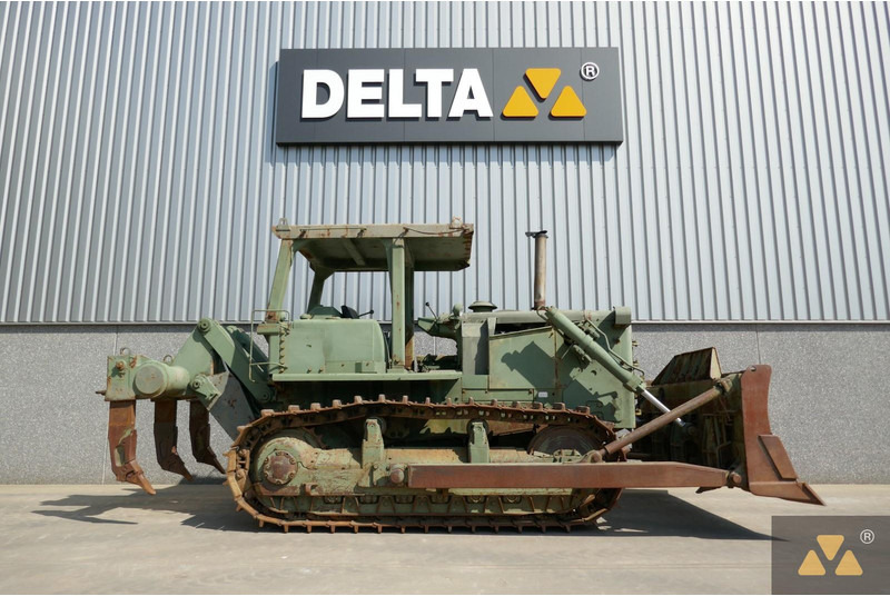 Caterpillar D7F Ex-army - Buldôzer: foto 2 Caterpillar D7F Ex-army - Buldôzer: foto 2