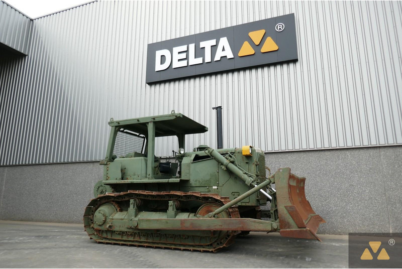 Caterpillar D7F Ex-army - Buldôzer: foto 3 Caterpillar D7F Ex-army - Buldôzer: foto 3