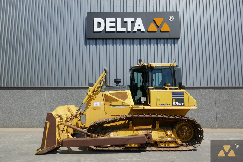 Komatsu D65WX-17 - Buldôzer: foto 1 Komatsu D65WX-17 - Buldôzer: foto 1