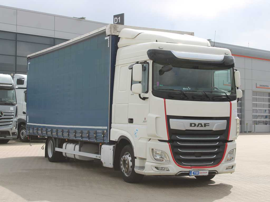 DAF XF 450, EURO 6, INDEPENDENT AIR CONDITIONING, AIR SUSPENSION - Camião de lona: foto 3 DAF XF 450, EURO 6, INDEPENDENT AIR CONDITIONING, AIR SUSPENSION - Camião de lona: foto 3