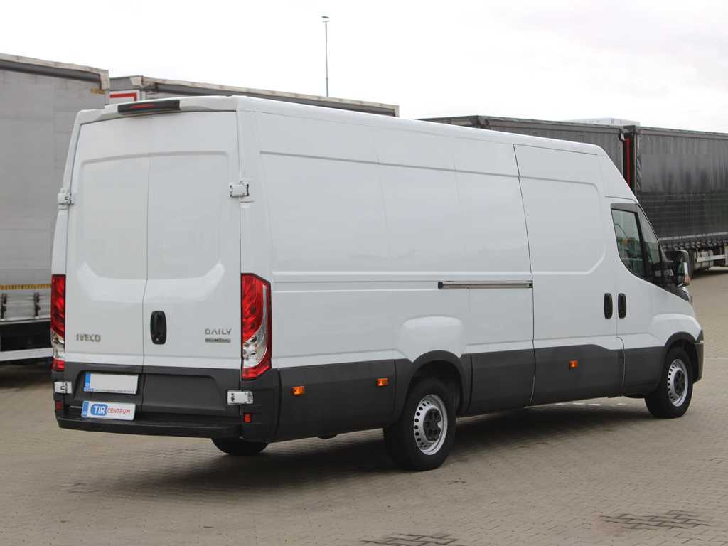 Iveco Daily 35S16 - Furgão: foto 4 Iveco Daily 35S16 - Furgão: foto 4