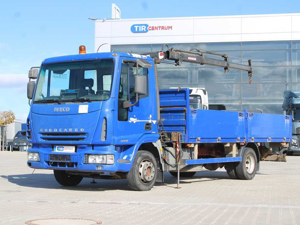 Iveco EUROCARGO 100E17, EURO 3, HYDRAULIC ARM HIAB 035-2 - Camião de caixa aberta/ Plataforma, Camião grua: foto 1 Iveco EUROCARGO 100E17, EURO 3, HYDRAULIC ARM HIAB 035-2 - Camião de caixa aberta/ Plataforma, Camião grua: foto 1